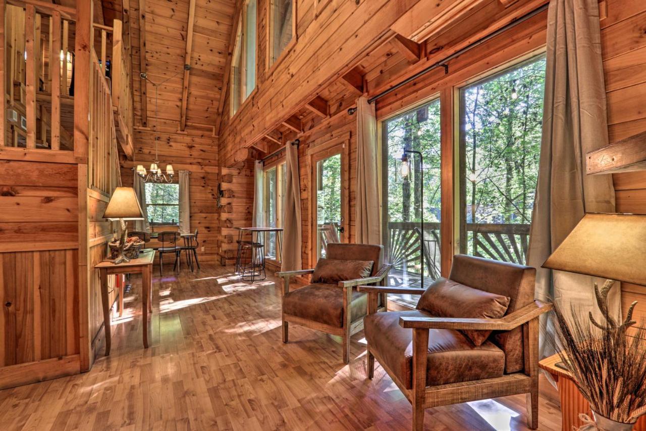 Cabin With Hot Tub And Deck, 3 Mi To Pigeon Forge Sevierville Eksteriør bilde